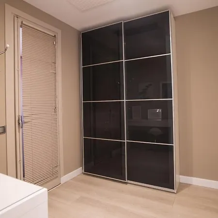 41ara1029 Stunning & Renovated In Sagrada Familia Apartment Barcelona